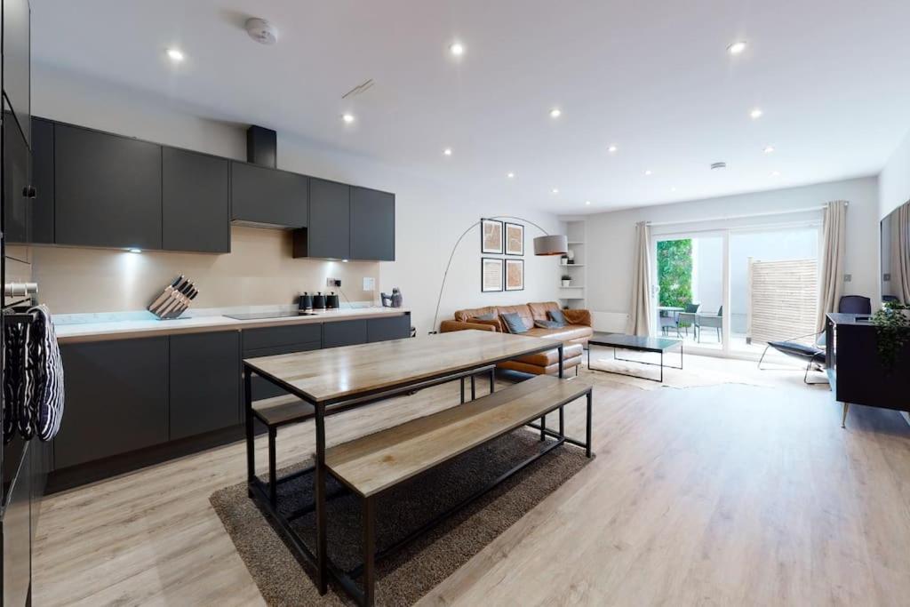 Stylish 2Bed Flat 10Min To Wimbledon Tennis Courts Londra Exterior foto